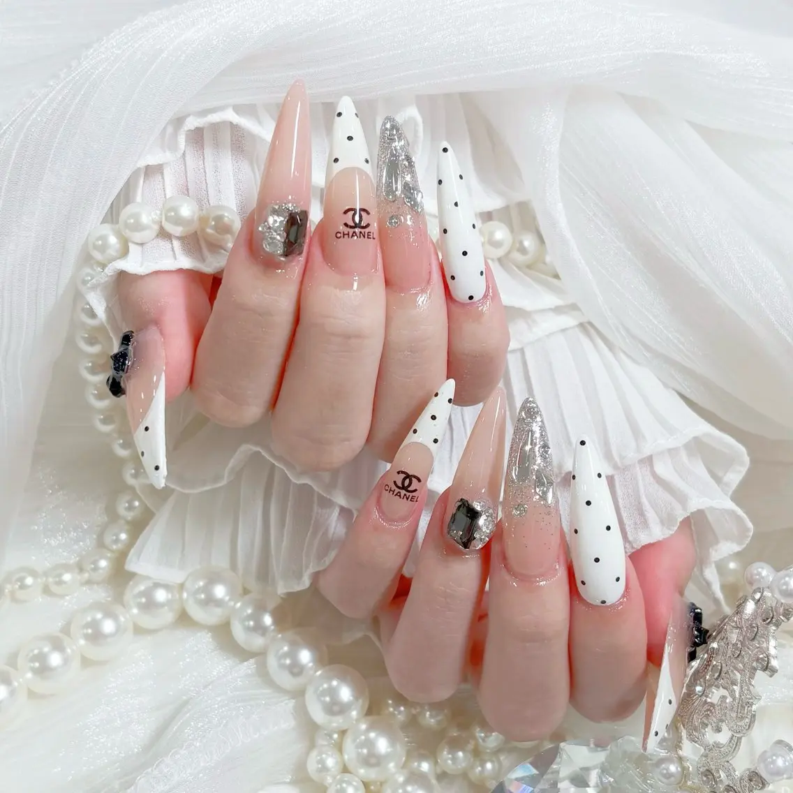 ネイル MARU nailsalonのネイルデザイン