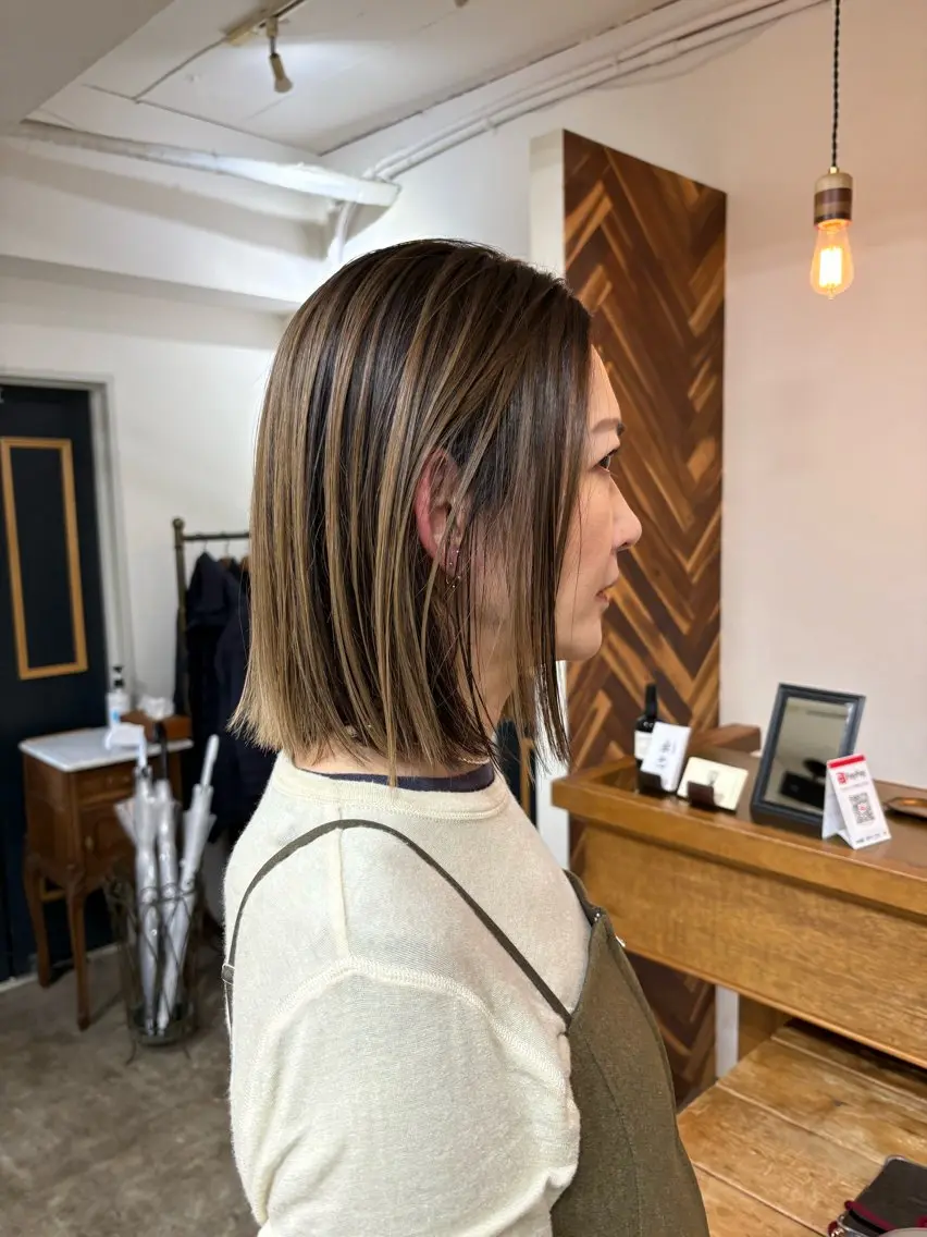 ショート カラー ブリーチ カット ヘアカラー トリートメント takada kohのヘアスタイル