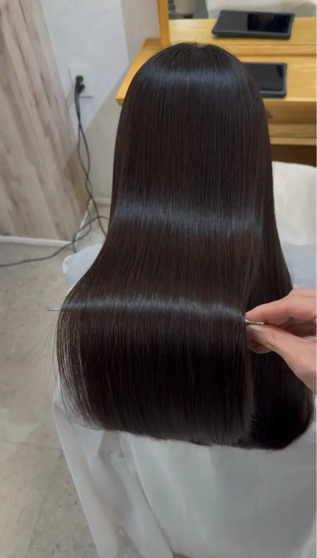 ロング 縮毛矯正 トリートメント formage 福岡佳祐のヘアスタイル