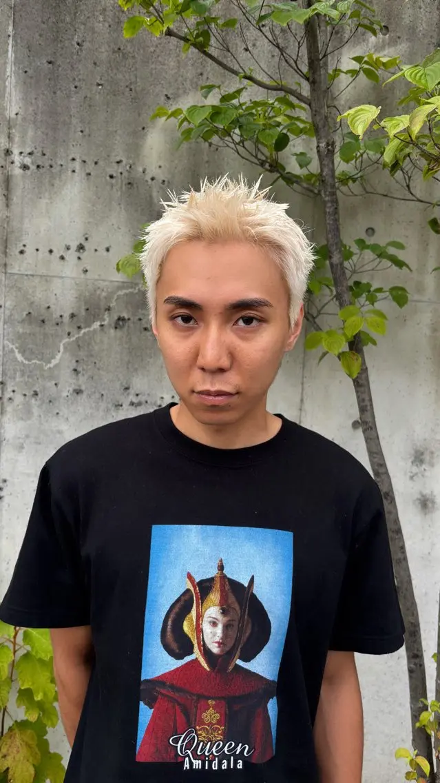ショート カラー メンズ メンズブリーチ アッシュ ベージュカラー ブリーチ 透明感カラー カット ヘアカラー 飛田 優のヘアスタイル