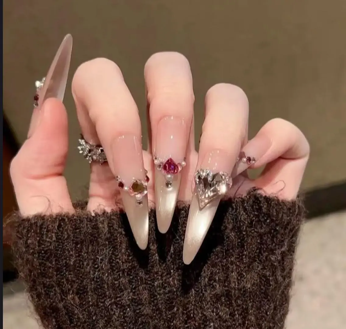 ネイル ハンドネイル ハンドケア 🍑 momo_nailのネイルデザイン