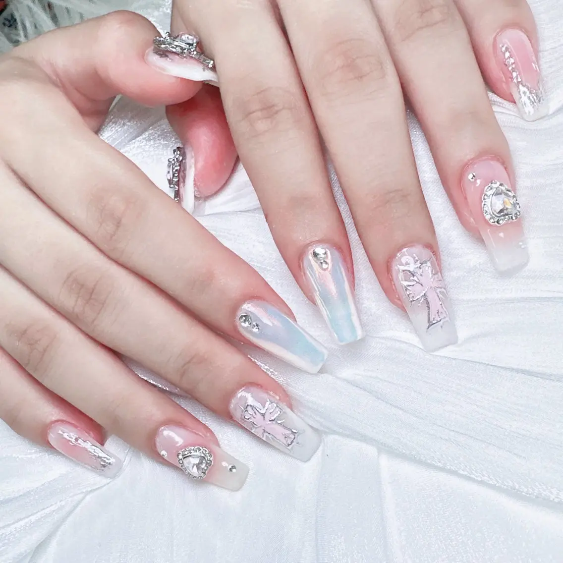 ネイル ハンドネイル M🌷nail 長さだし専門店のネイルデザイン