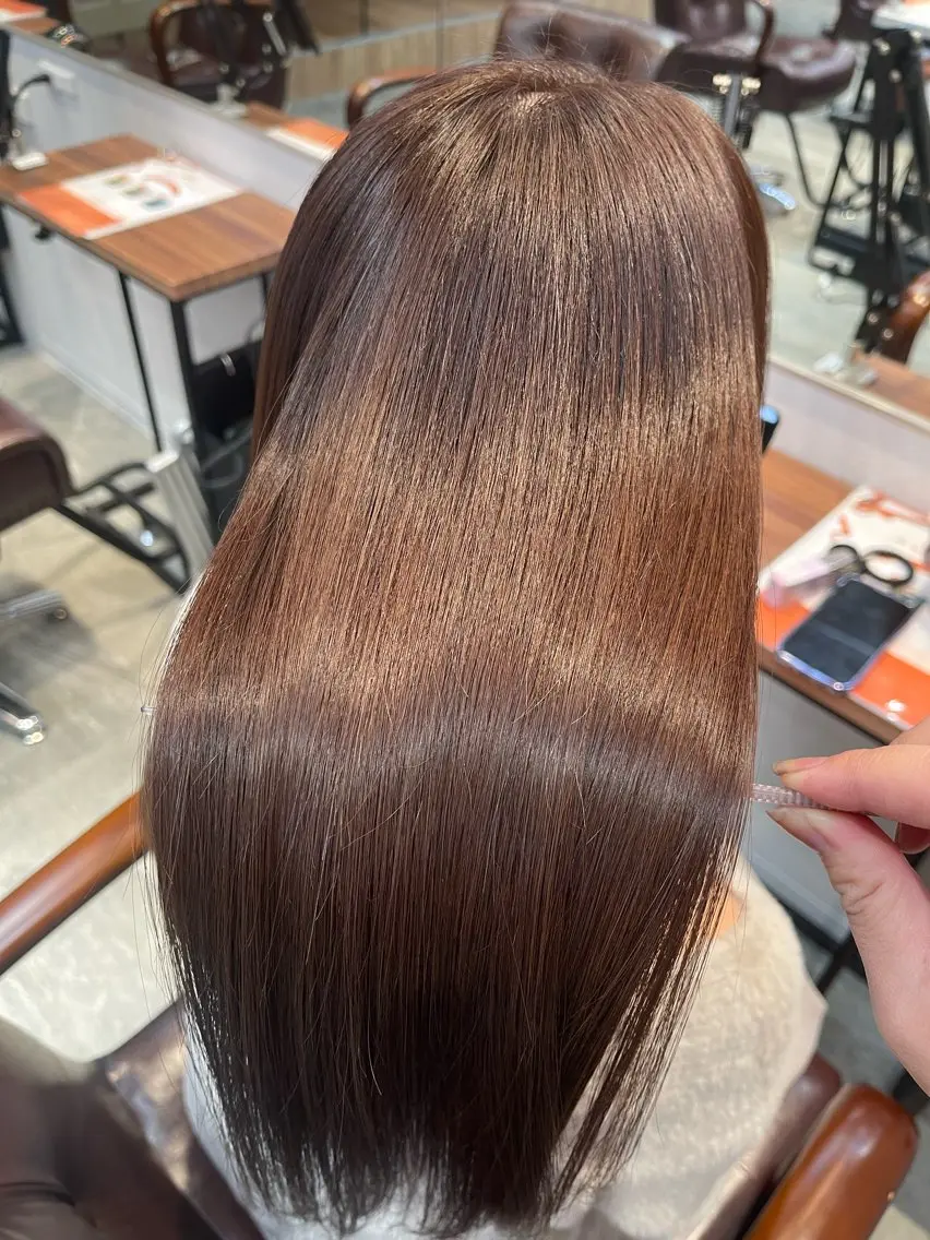 【🦋平日限定🦋】乾かすだけで艶髪menu💇🏻♀️カット➕縮毛矯正➕髪質改善🤍🫧☁️の写真