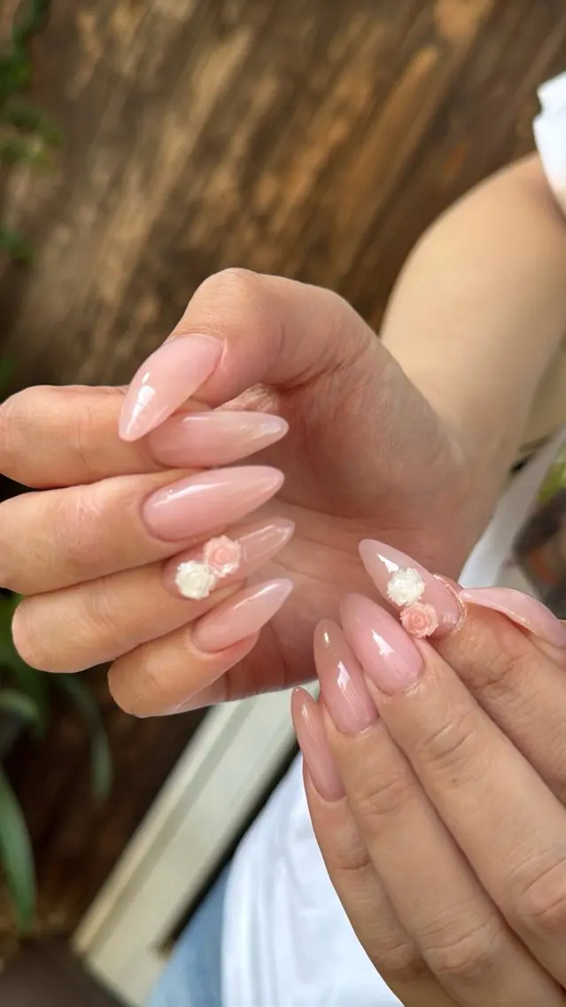 ネイル フラッシュネイル フラッシュマグ フットネイル フレンチネイル 韓国ネイル ハンドネイル SAKU nail 作島茜のネイルデザイン