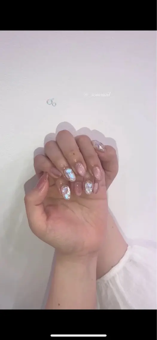 ネイル ジェルネイル キラキラネイル 韓国ネイル マグネットネイル ストーンネイル SOM NAILのネイルデザイン