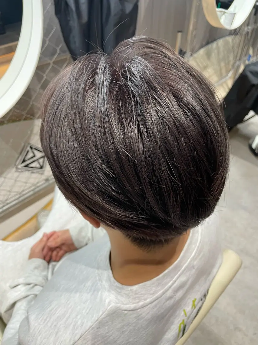 カラー メンズ ヘアカラー トリートメント CoCooN amiのヘアスタイル