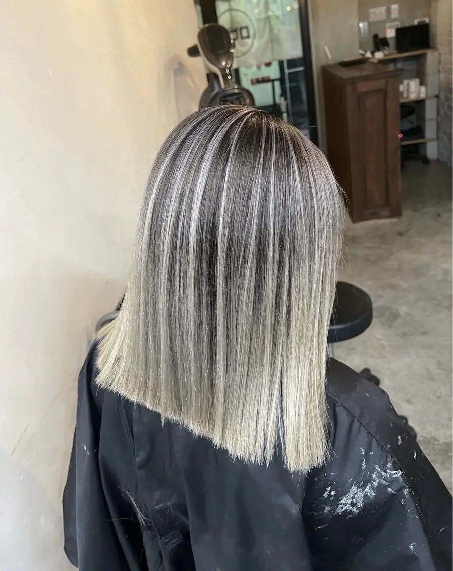 ショート カラー バレイヤージュ グレージュ レイヤーカット 指名数No.1 /NAOYAのヘアスタイル