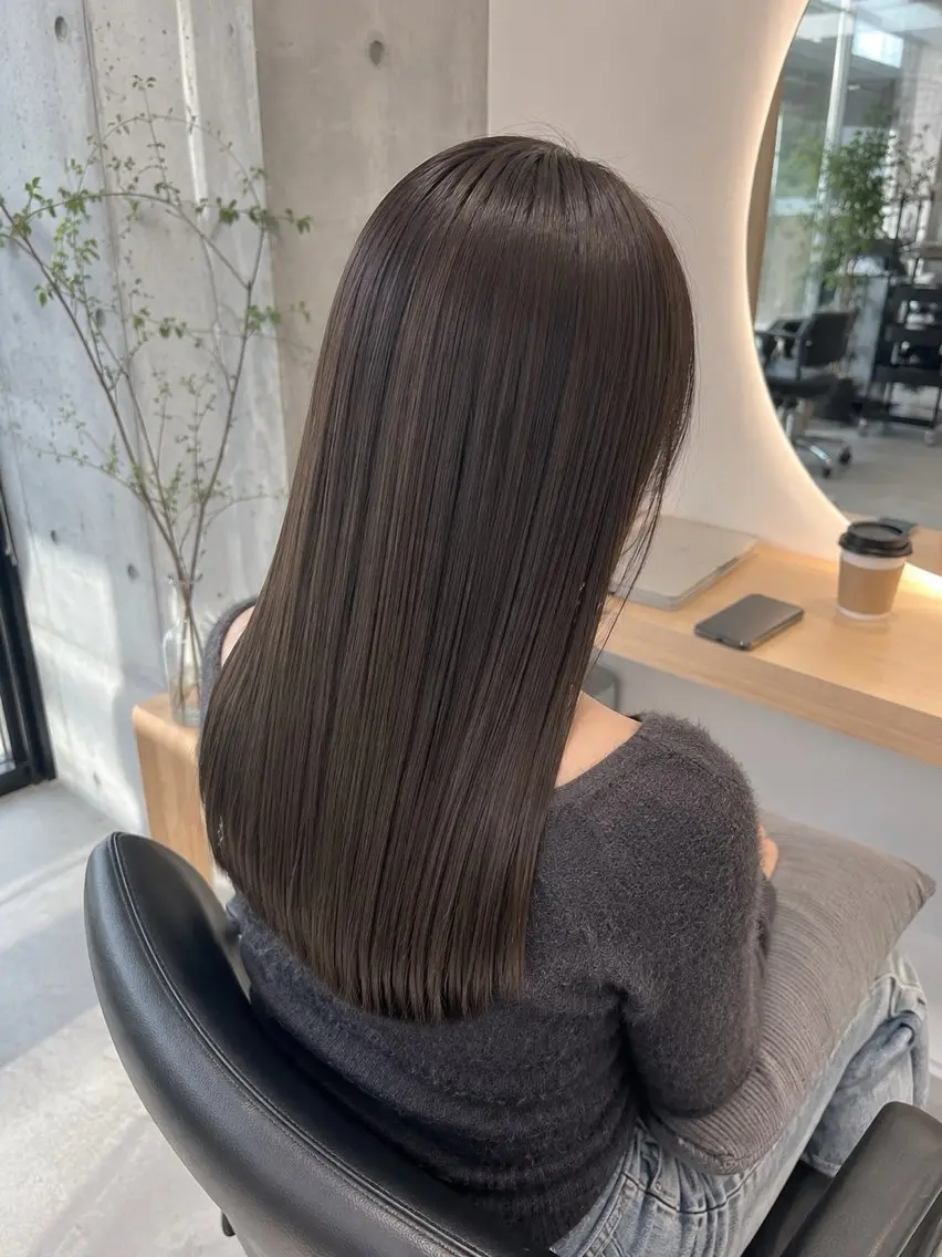 ロング ヘアカラー kyamyi キャミーのヘアスタイル