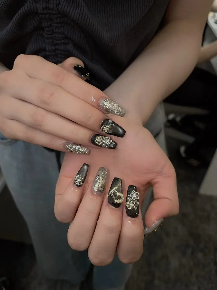 ネイル ガーリー ハート 韓国ネイル ニュアンスネイル リボン ハンドネイル Sora nail 長さ出し専門店のネイルデザイン