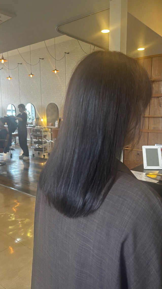 カラー 透明感カラー グレージュ ミント 末廣 結音のヘアスタイル