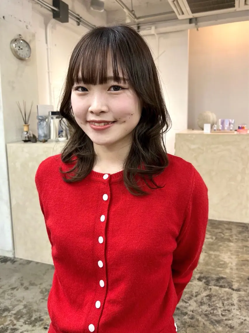 ミディアム カラー ブリーチ ブラウンカラー ケアブリーチ Terve. 赤松 メイのヘアスタイル