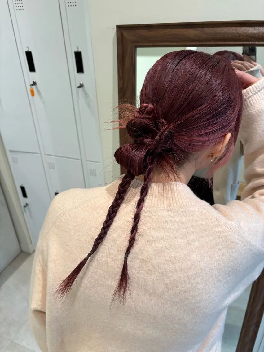 ヘアアレンジ 垢抜け小顔レイヤー オリーブ/スミレのヘアスタイル