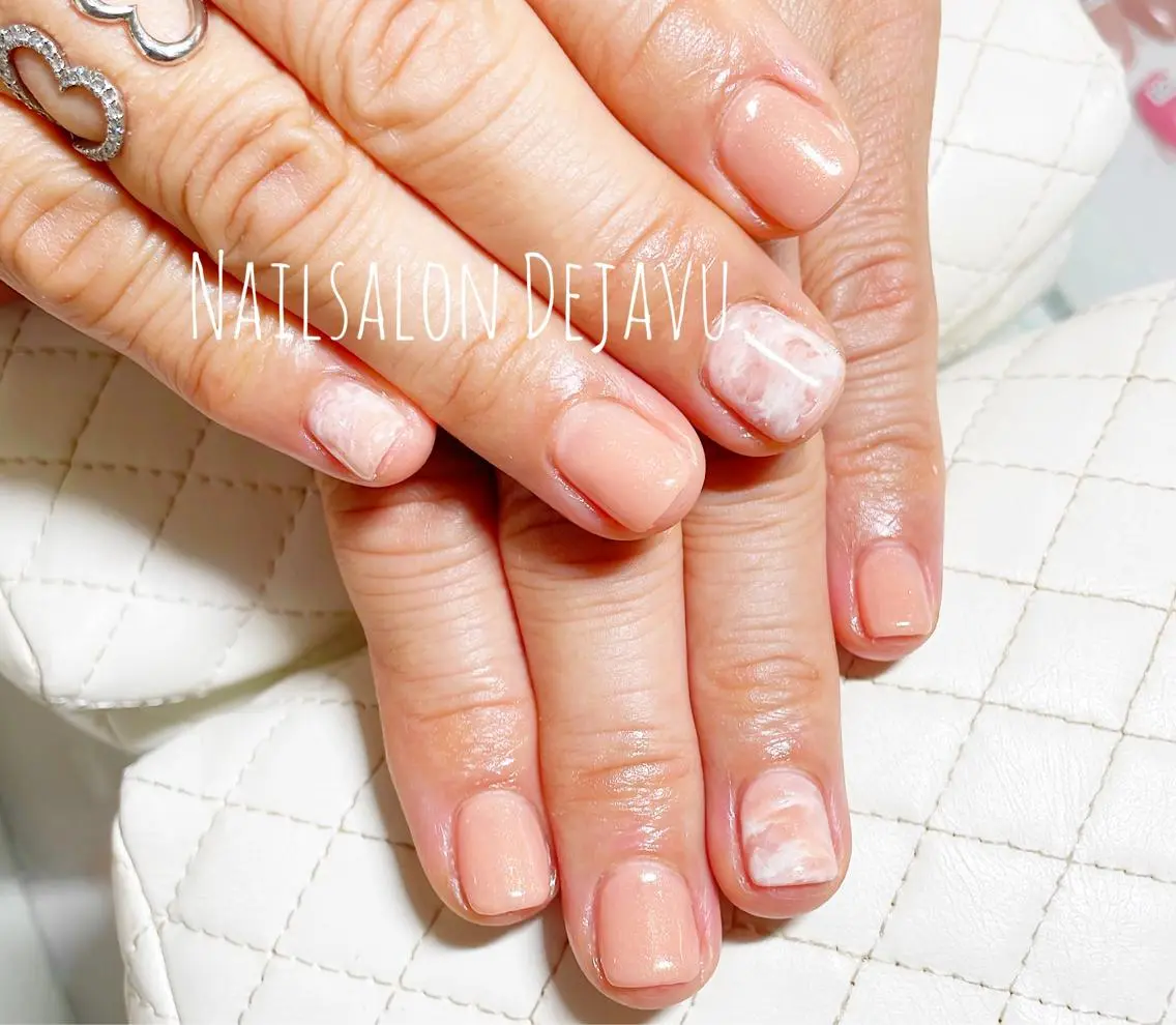 ネイル アートネイル 大理石ネイル(マーブル) 春ネイル Nail salon Dejavu 🌿のネイルデザイン