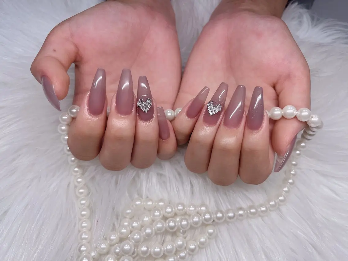 ネイル 成人式 フラッシュネイル フットネイル ジェルネイル 卒業式 ハンドネイル mione_ou nail salonのネイルデザイン