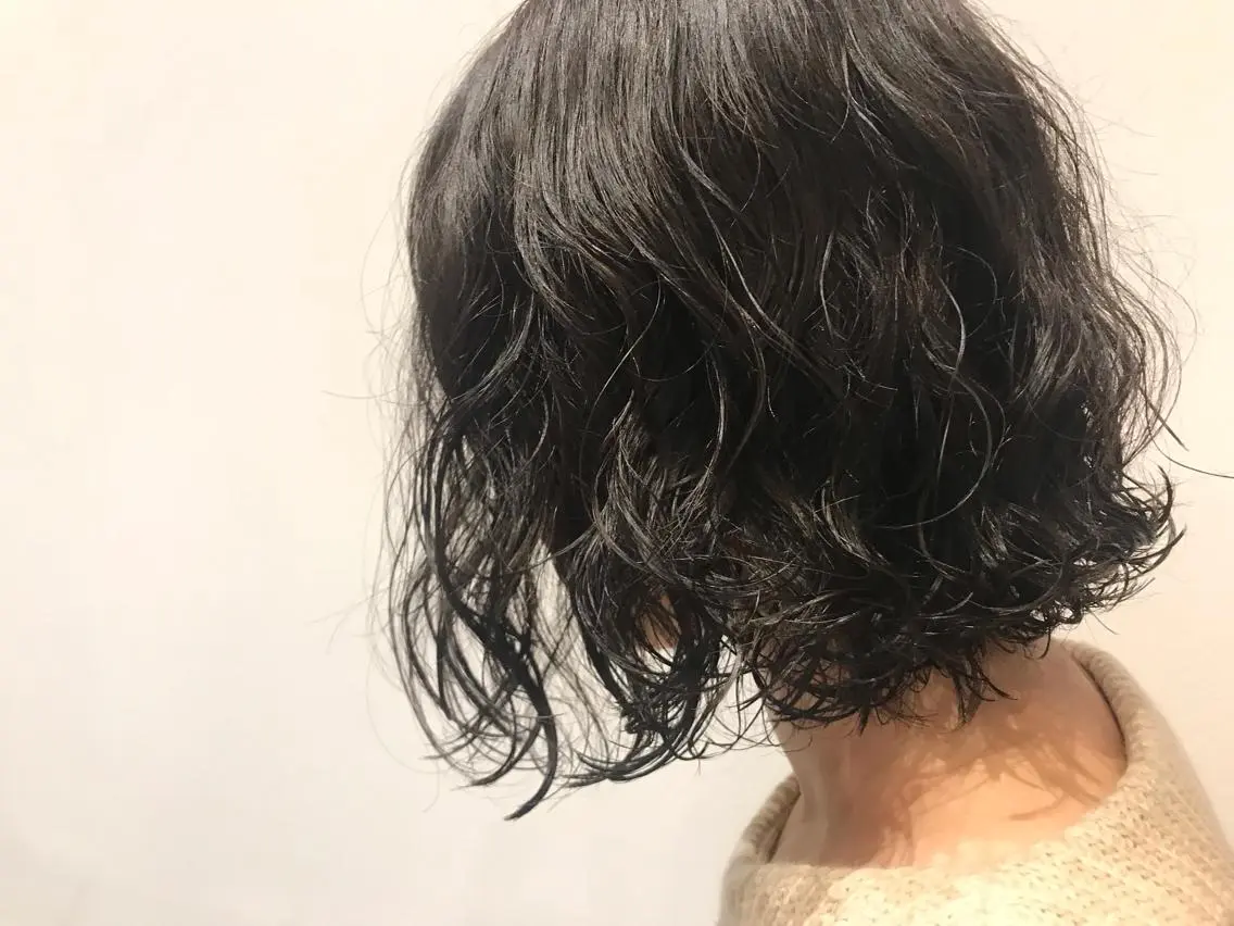 ミディアム パーマ くるくるパーマ aikoのヘアスタイル