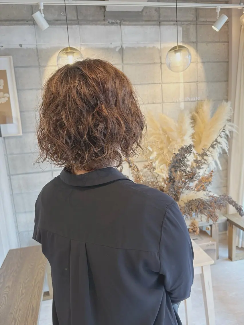 ミディアム カット パーマ 中村 潮音のヘアスタイル