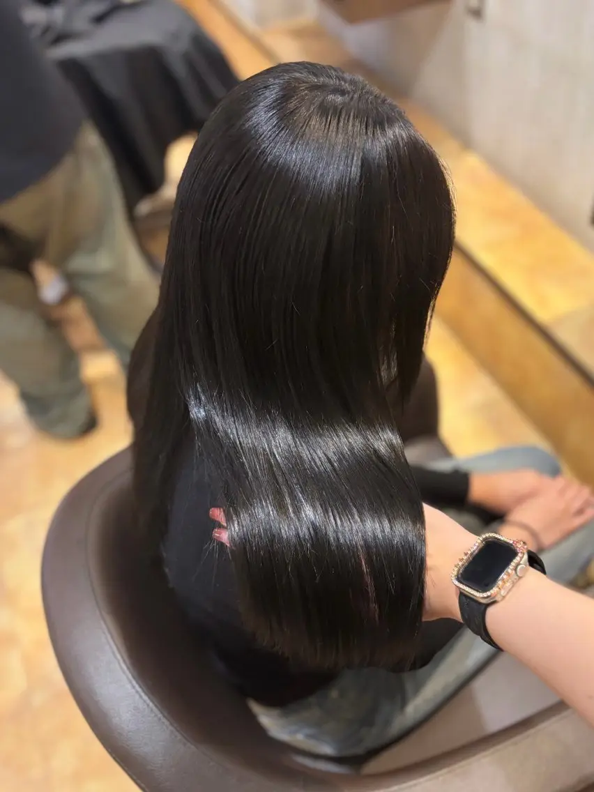 ロング カラー ヘアカラー トリートメント yui🥀/ボブ /ブリーチなしカラーのヘアスタイル