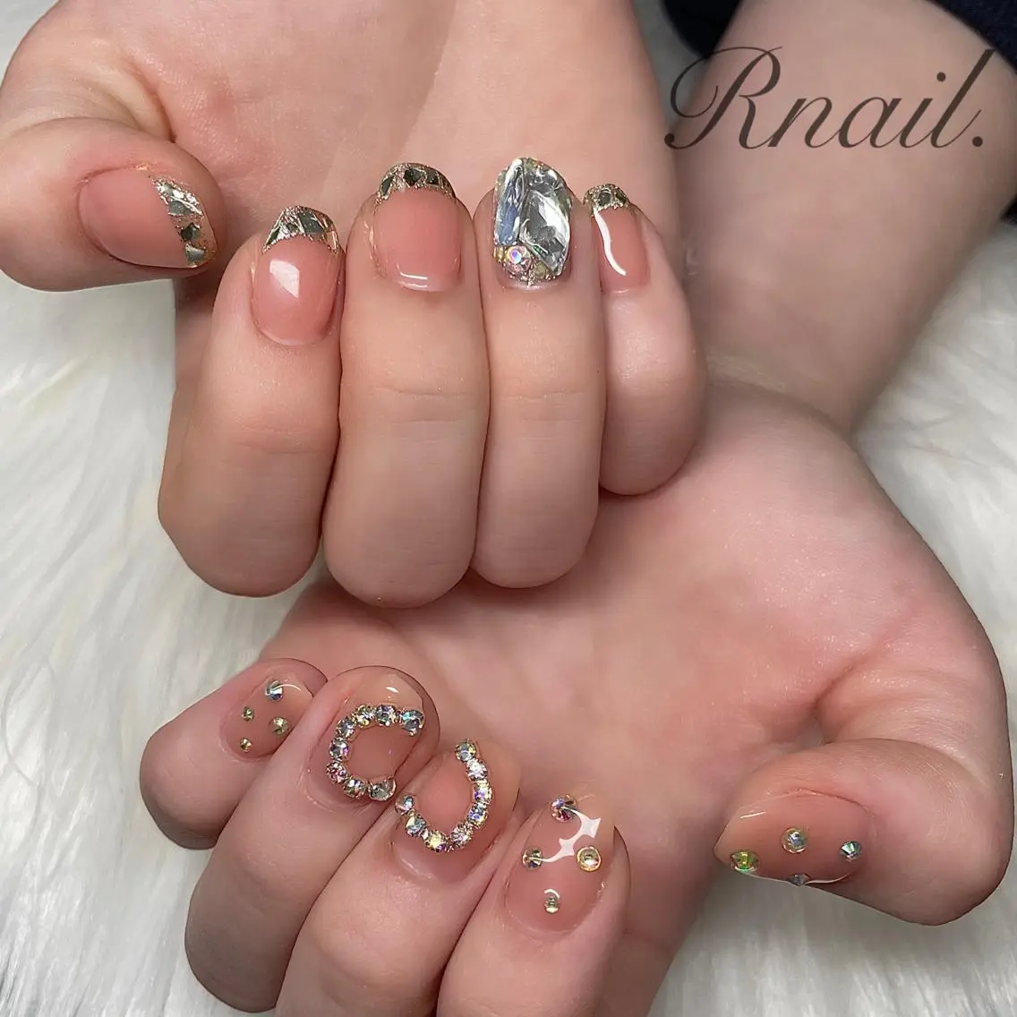 ネイル フレンチネイル ガラスフレンチ ストーンネイル フットネイル R nail.のネイルデザイン