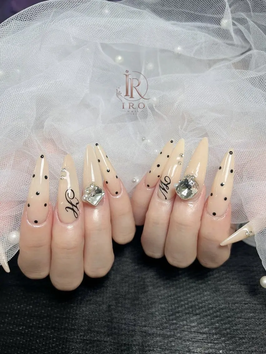 ネイル ハンドネイル luna lunaのネイルデザイン