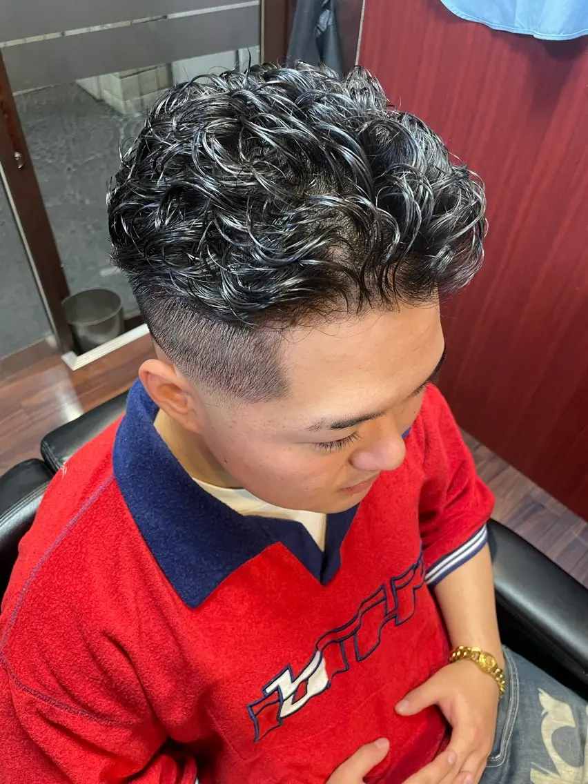 ショート パーマ メンズ メンズパーマ 染谷 翔のヘアスタイル