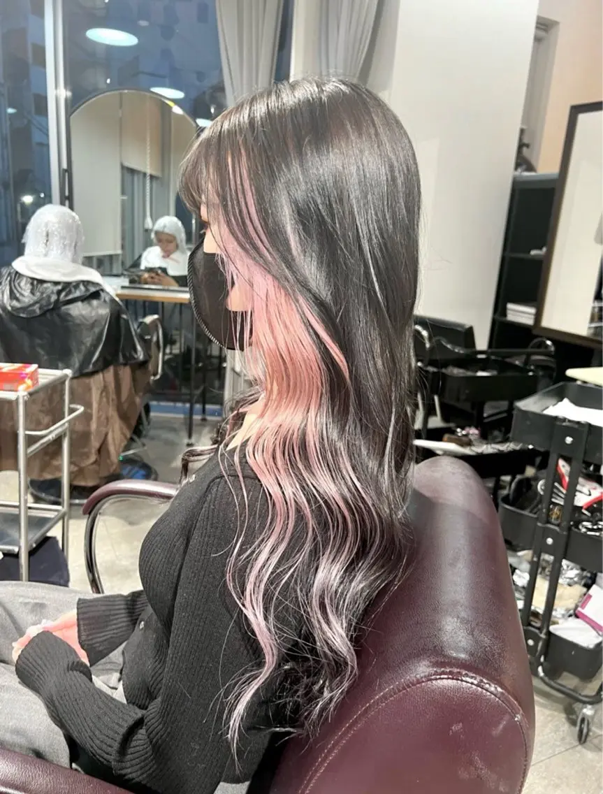 ロング カラー ヘアカラー トリートメント ヘッドスパ ヘアセット 🌈インナーカラー ‘ショウマ’🌈のヘアスタイル