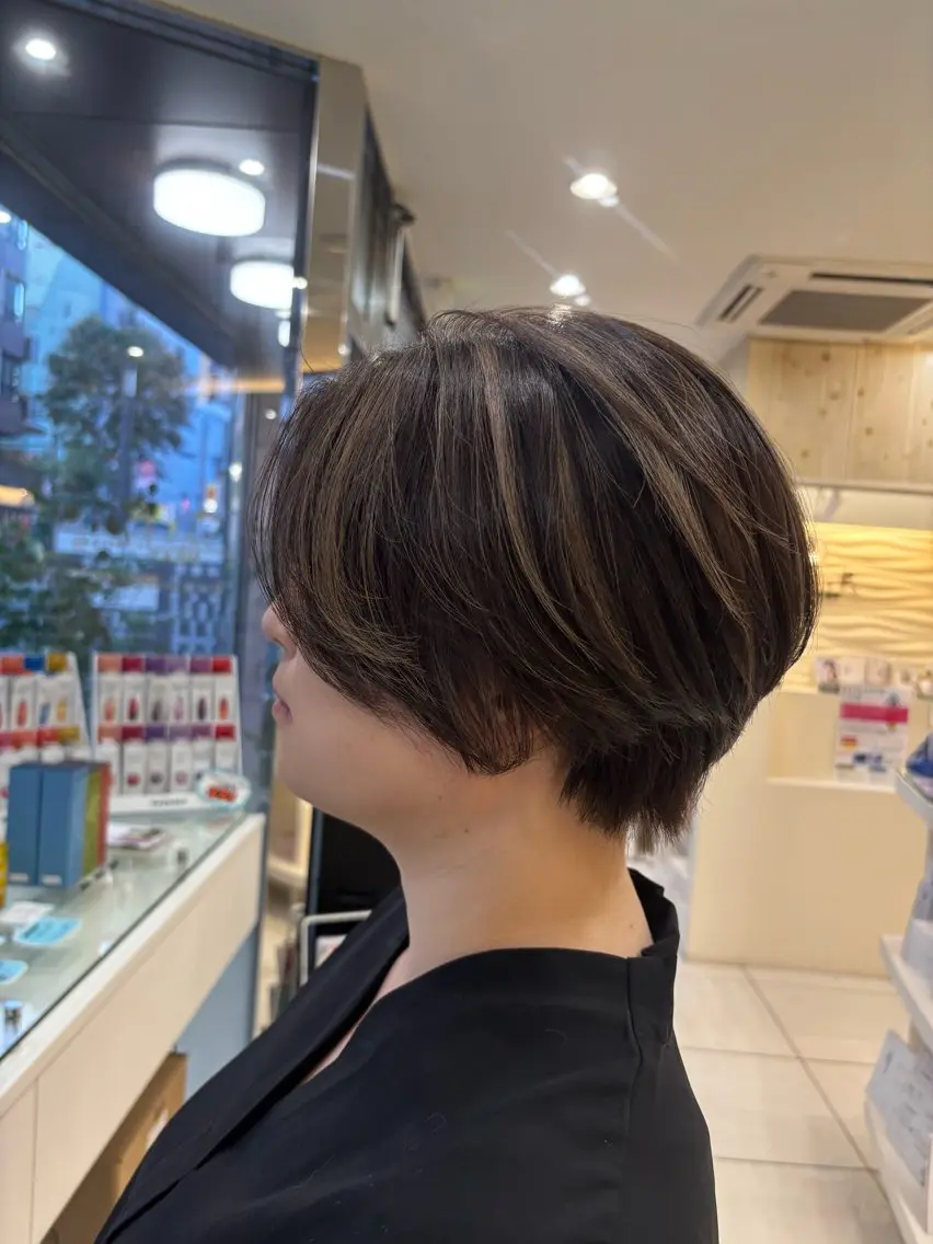 ショート ハイライト ショートヘア カット ヘアカラー 田野倉NEXT店 美髪ニストのヘアスタイル