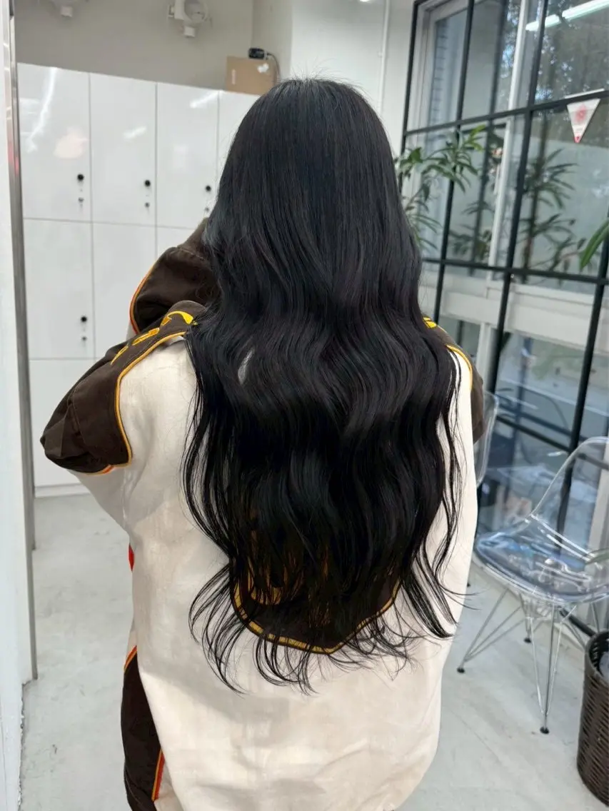 ロング ヘアカラー こうが JILLSTUDIOのヘアスタイル