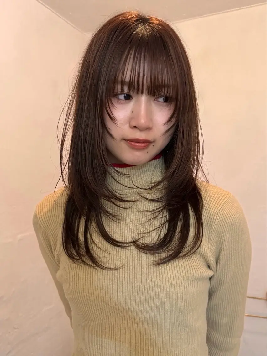 【土日祝限定】　30%オフ　カット+カラー+艶トリートメントの写真
