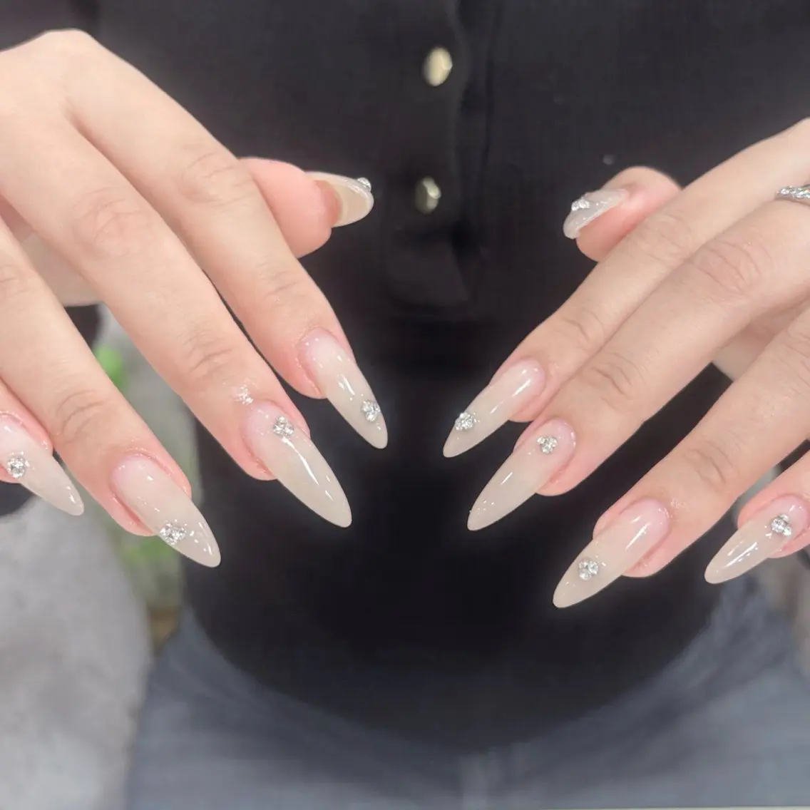 ネイル ワンホンネイル ハンドネイル FLY Nail Salonのネイルデザイン
