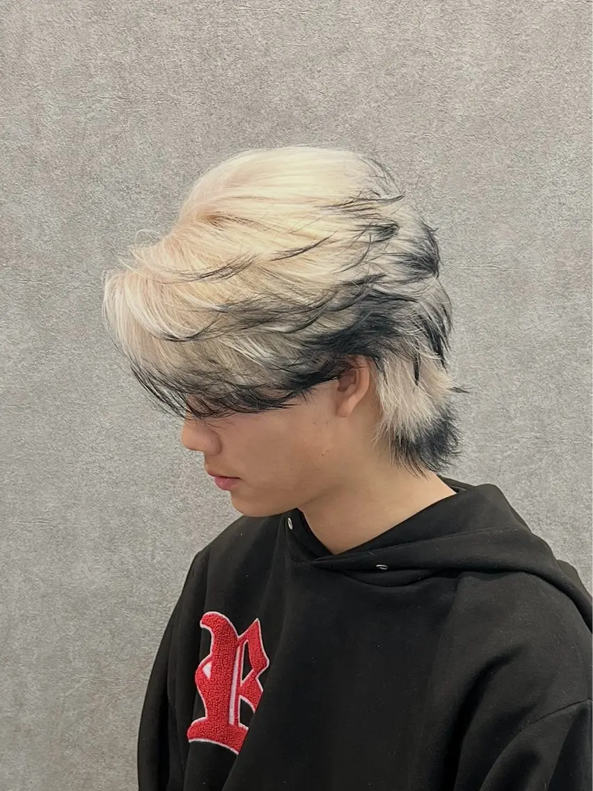 ミディアム カラー メンズ メンズハイトーン メンズウルフカット デザインカラー ハイトーンカラー レッドカラー カット ヘアカラー メンズウルフ特化🐺 🔥長山耕大🔥のヘアスタイル