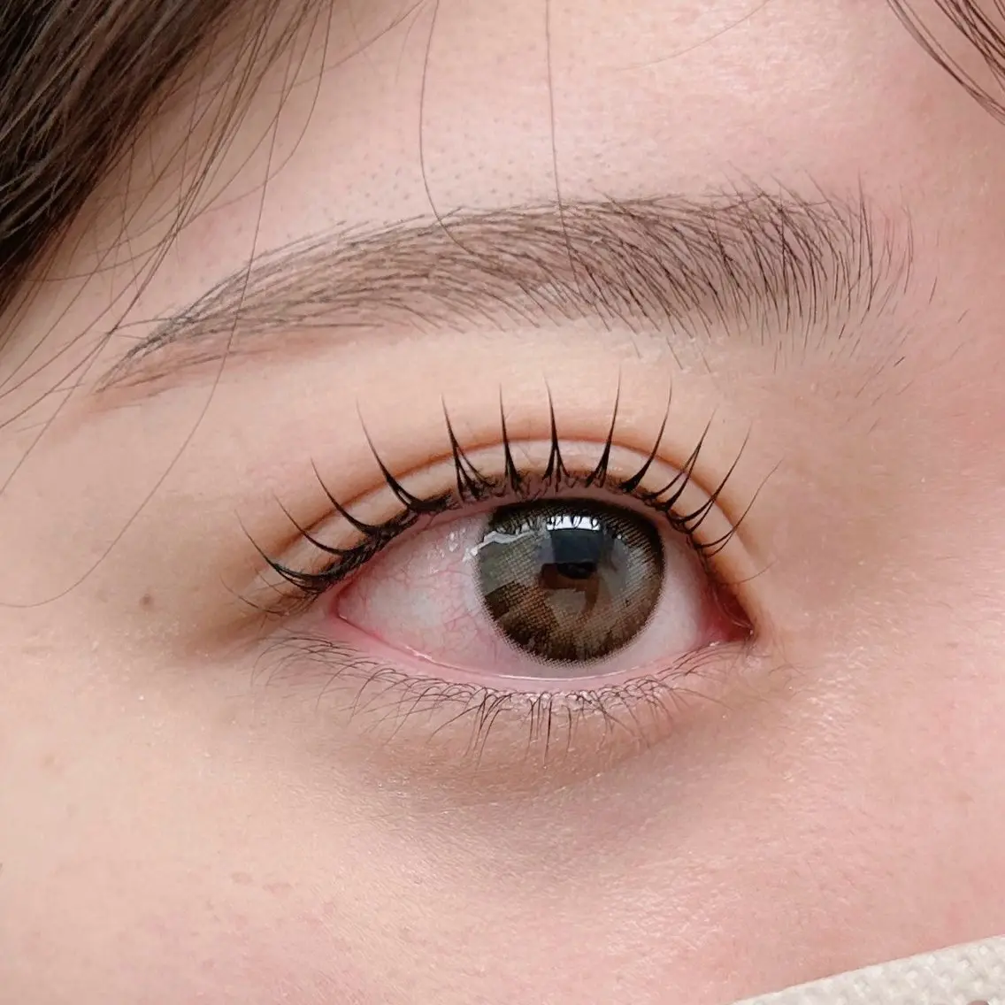 マツエク・マツパ WHITE EYE🐈🎀 秋山の眉毛・アイブロウイメージ
