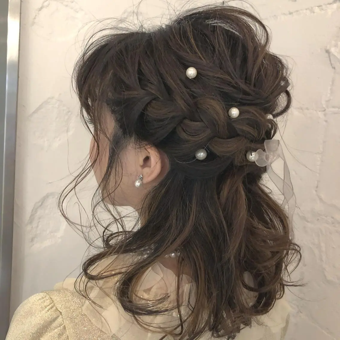 ミディアム ヘアアレンジ ハーフアップ ORIKA 美容室のヘアスタイル