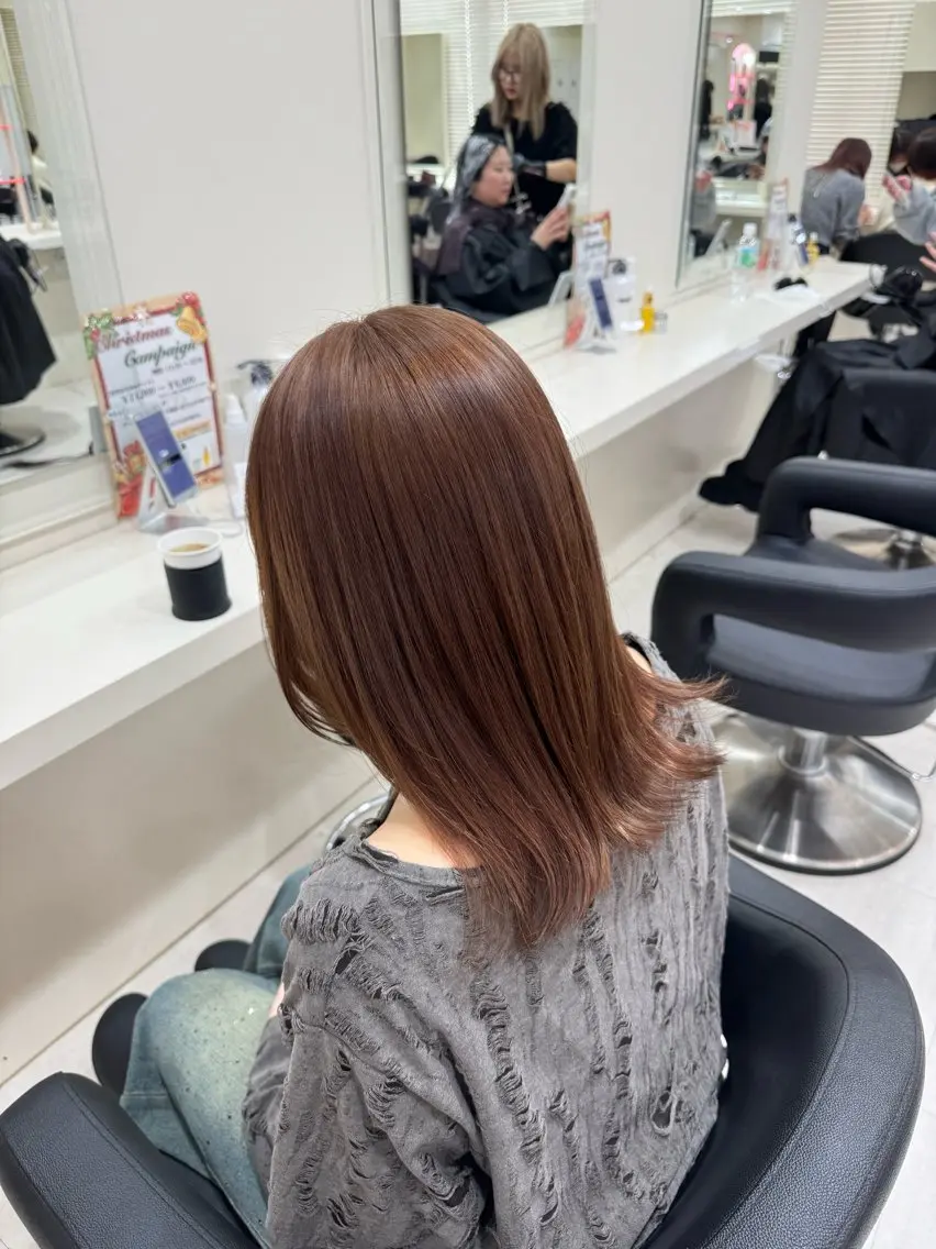 セミロング カラー ヘアカラー 🤎モテ髪&透明感 ミルクティー🥣🤎のヘアスタイル