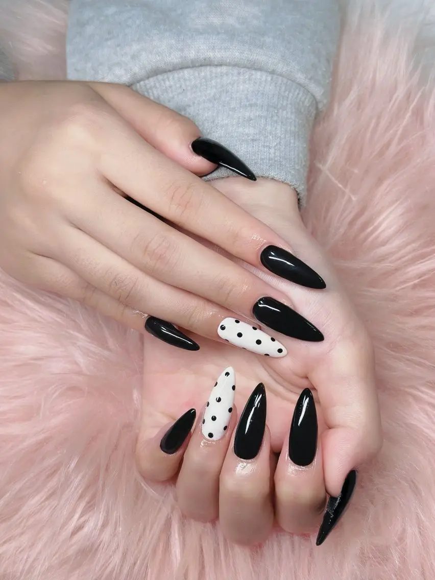 ネイル ハンドネイル HAPPI NAIL CALINのネイルデザイン