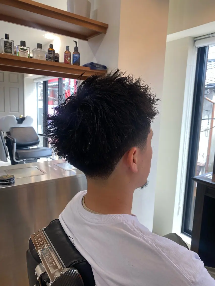 メンズカット+スパイキーショートパーマ(ピンパーマ)の写真