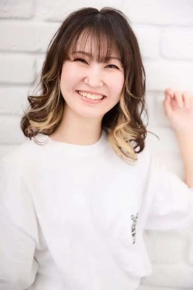 ロング 岩間 千賀子のヘアスタイル