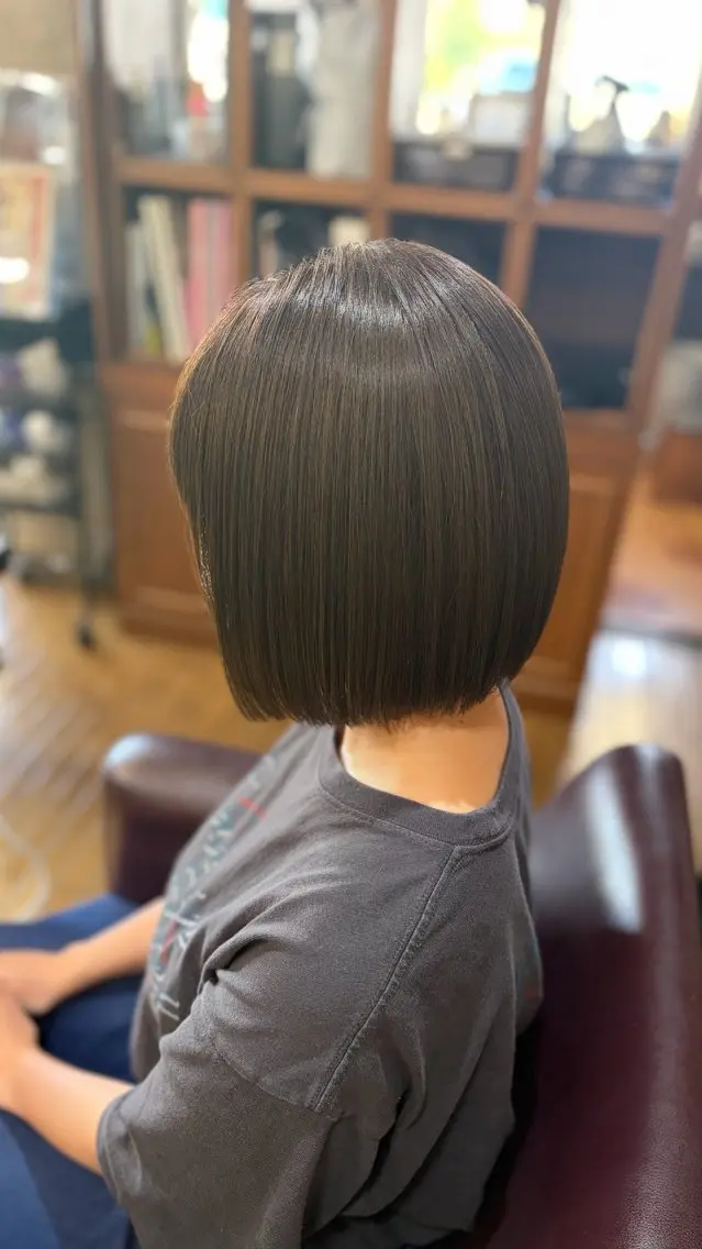 ミディアム カラー 百瀬 なつ美のヘアスタイル