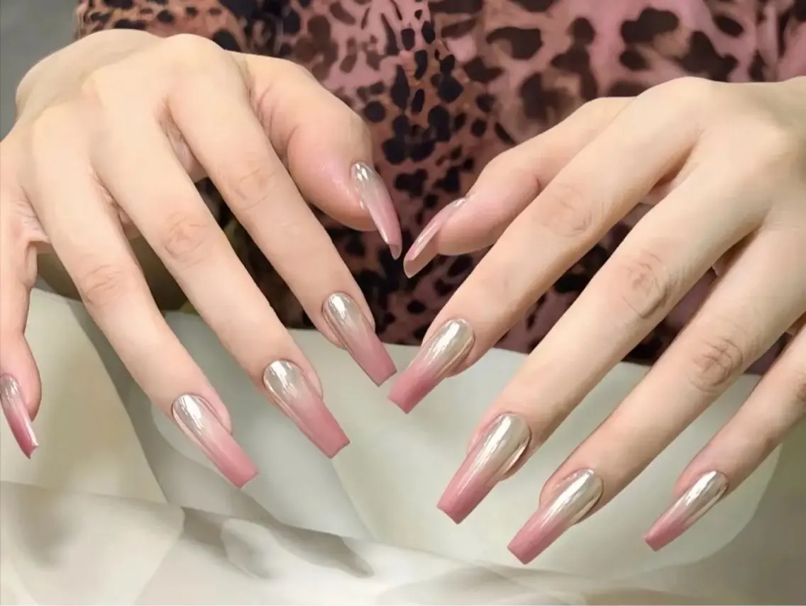ネイル 周 テイのネイルデザイン