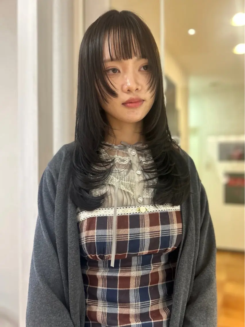 【minimo価格🫧何度でもOK】レディースカット(シャンプーブロー付)(前髪、顔周りカットのみの場合¥2000)の写真