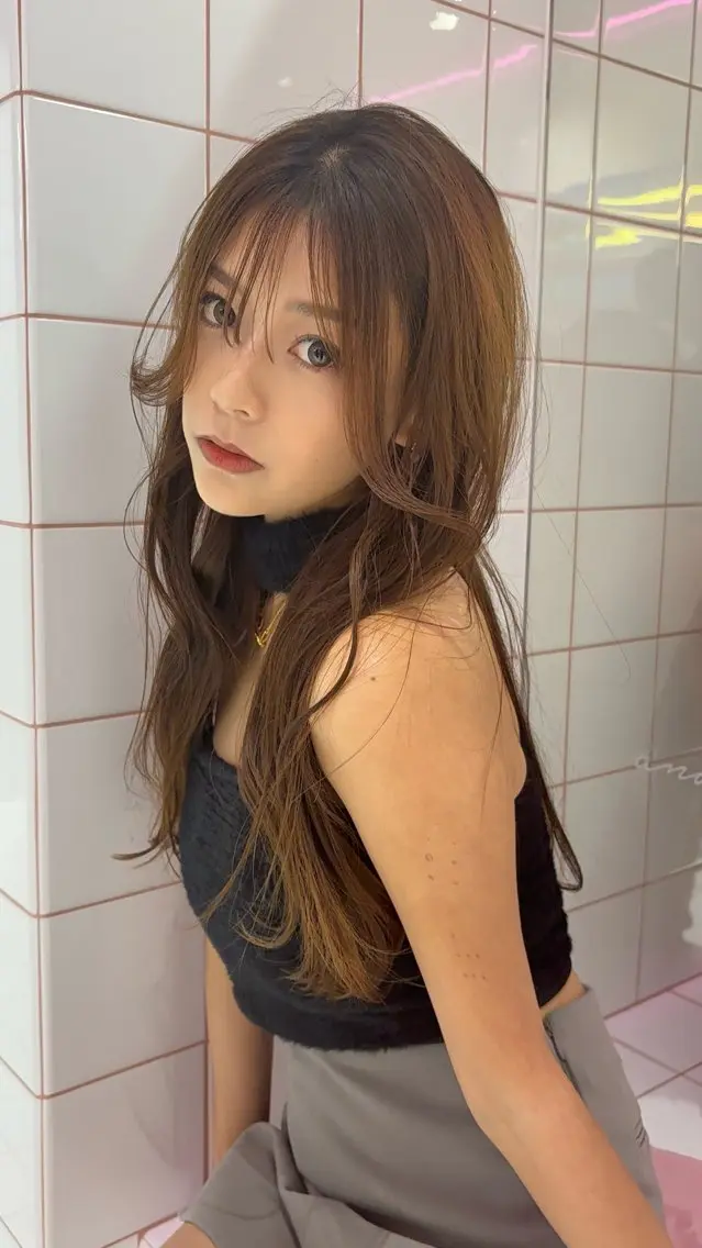 ロング カラー 透明感カラー トリートメント ヘアカラー 色気レイヤースタイル 洒落色気ヘアマサトのヘアスタイル
