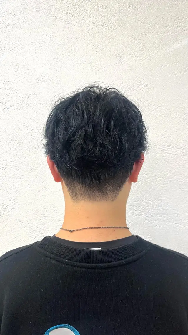 カラー パーマ メンズ メンズブリーチ ブリーチ 透明感カラー デザインカラー 髪質改善 山本梨華/ 透明感カラーのヘアスタイル