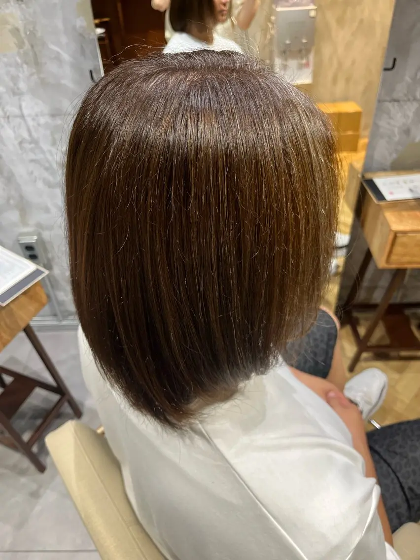 カラー グレージュ オリーブグレージュ オリーブグレー 相宮 優羽のヘアスタイル