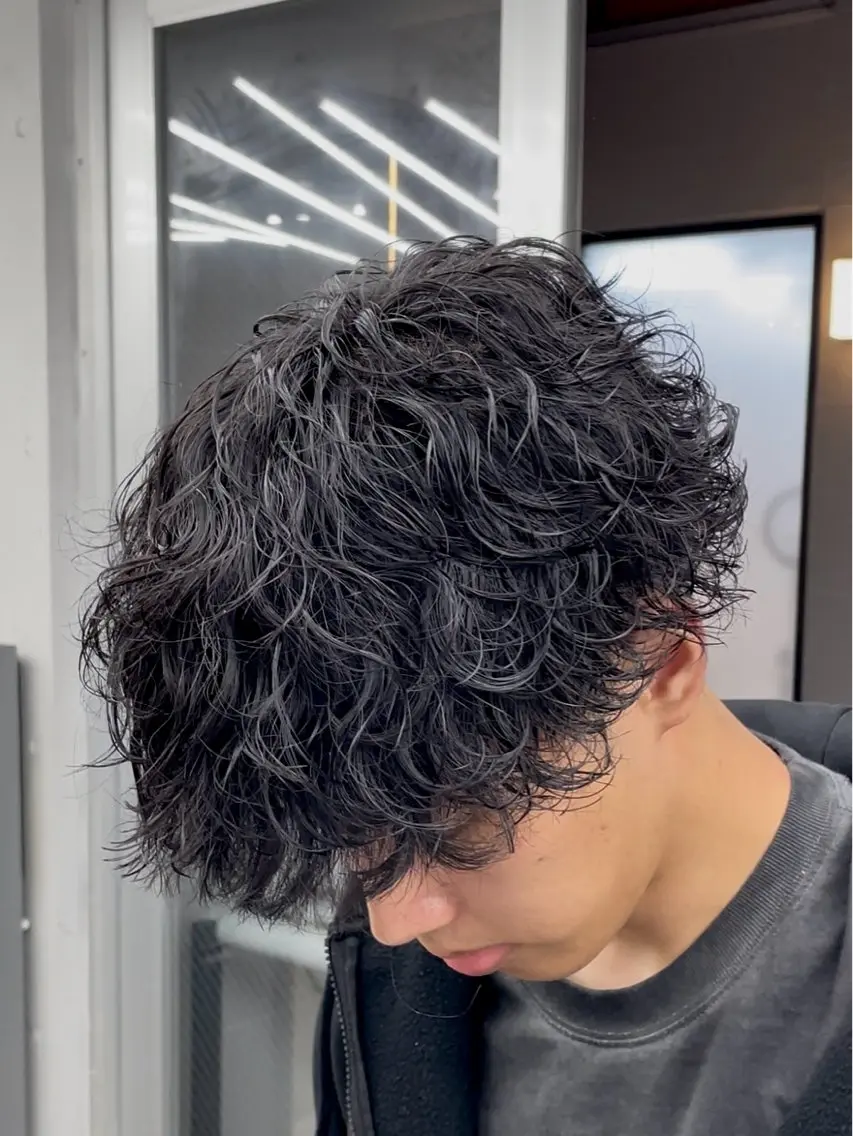 パーマ メンズ 波巻きパーマ カット パーマ トリートメント 🔱OVARL🔱 メンズパーマ/たいがのヘアスタイル
