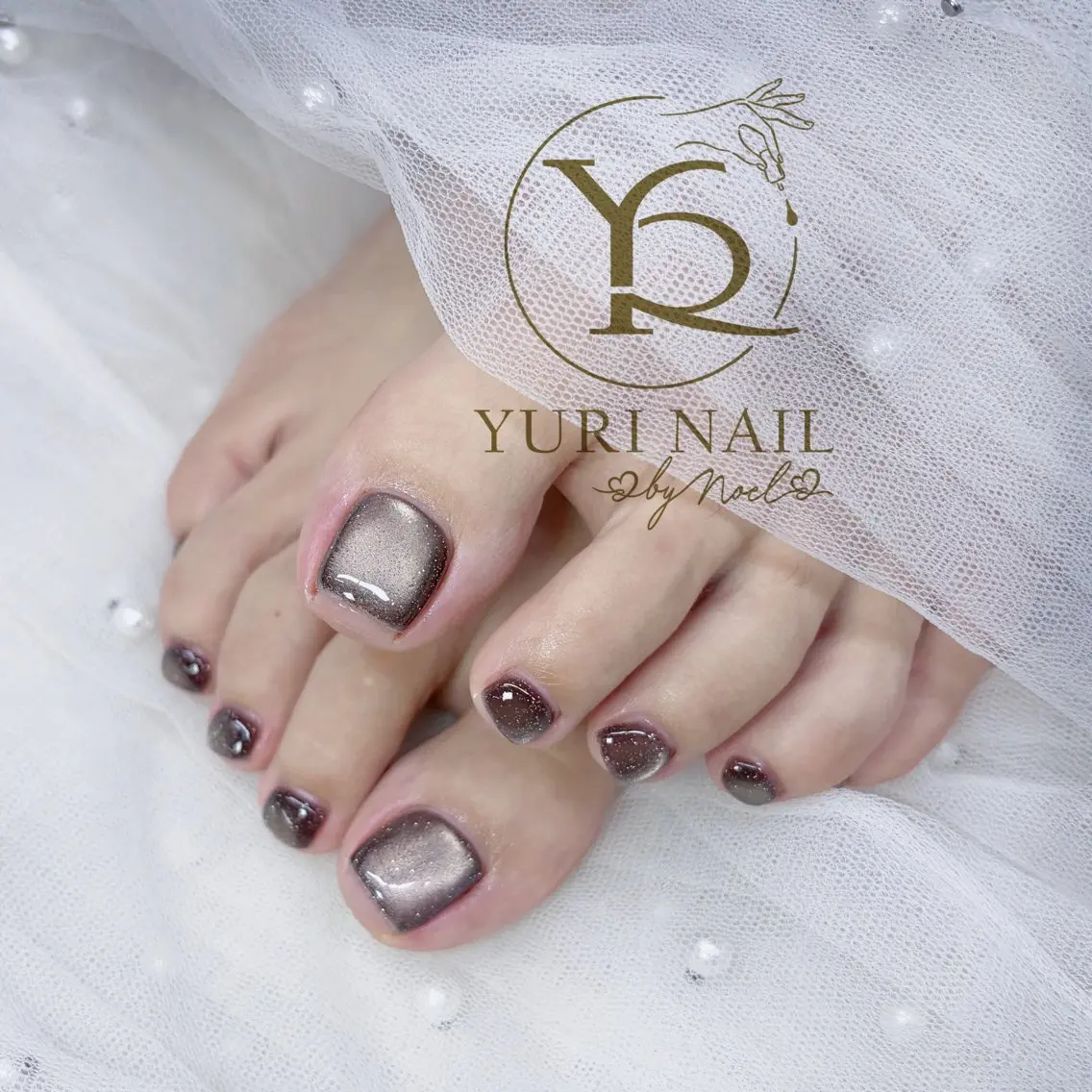 ネイル ハンドネイル フットネイル ハンドケア YURI Nail NARITAのネイルデザイン
