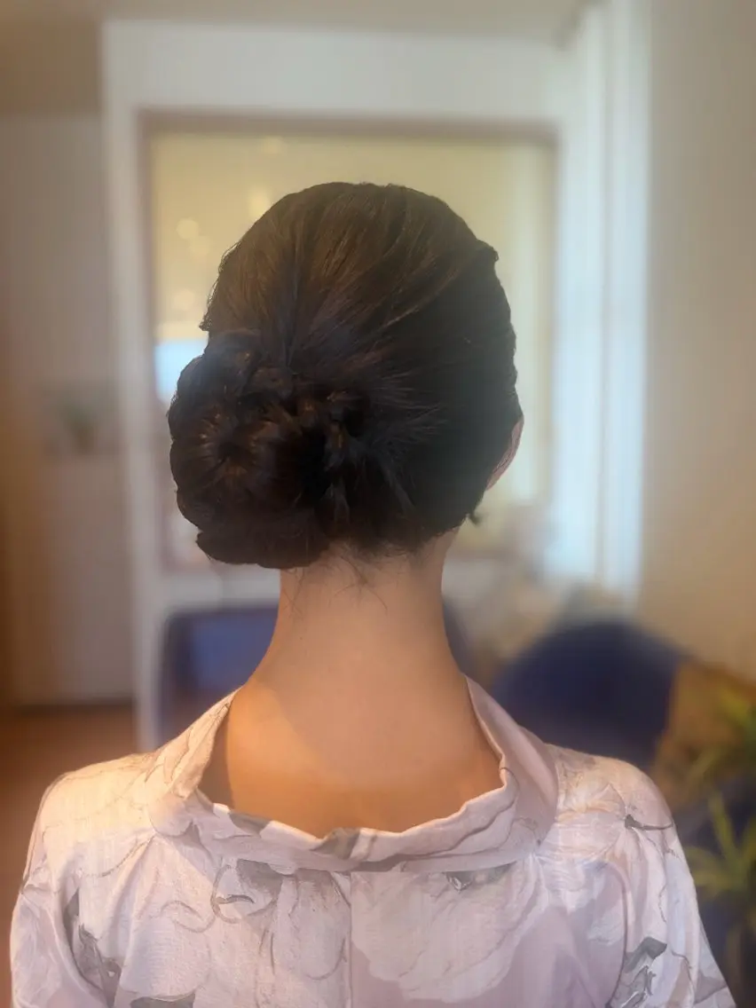 セミロング ヘアアレンジ 伊熊 梨紗のヘアスタイル