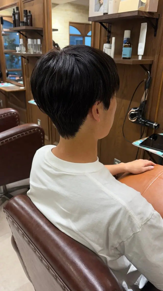 メンズ モネ｜CLUTCH メンズカットカラーのヘアスタイル