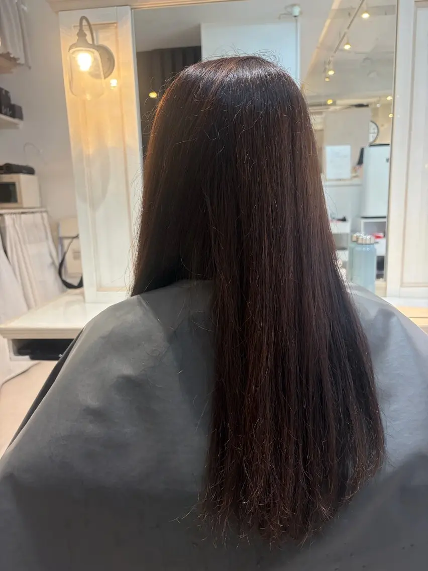カラー ヘアカラー 東 紅羽のヘアスタイル