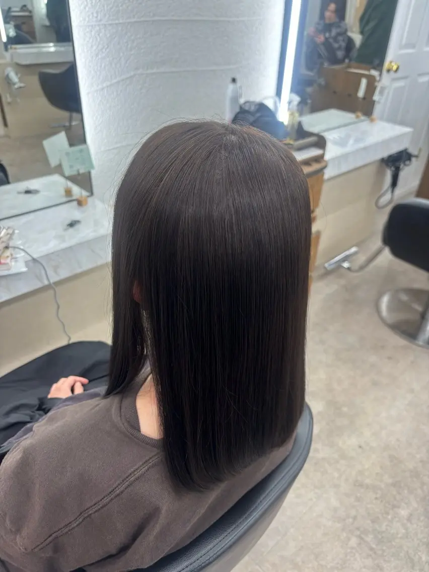 カラー 透明感カラー グレージュ オリーブグレージュ オリーブグレー 木内 大地のヘアスタイル