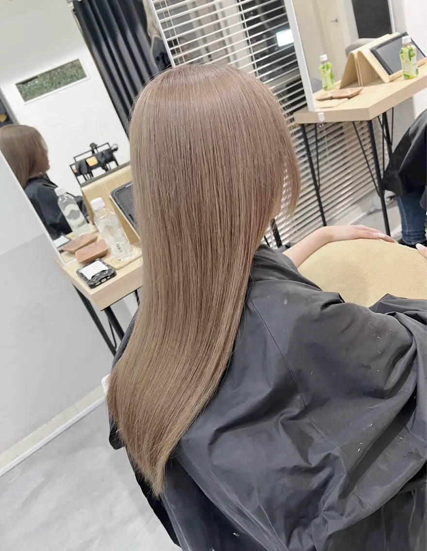 ロング カラー ベージュカラー ミルクティーベージュ 指名数No.1 /NAOYAのヘアスタイル