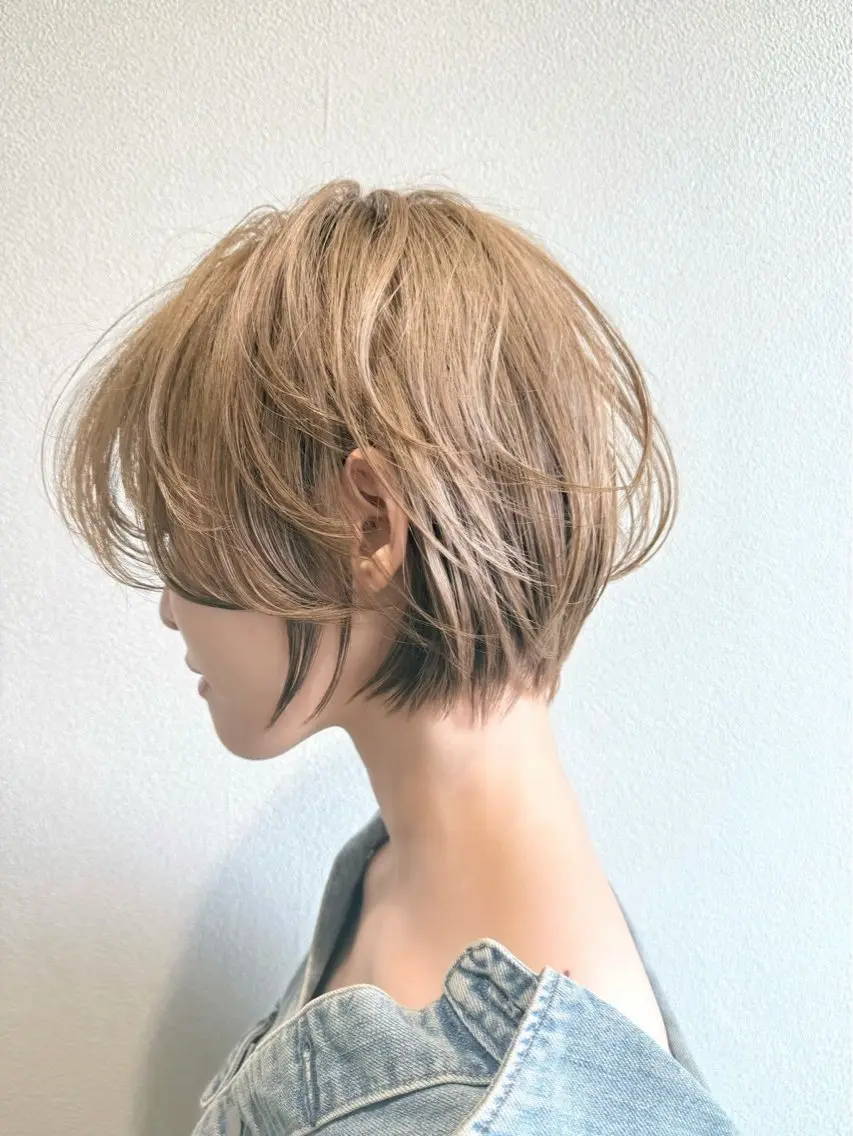 ショート カラー ナカシマ トシのヘアスタイル
